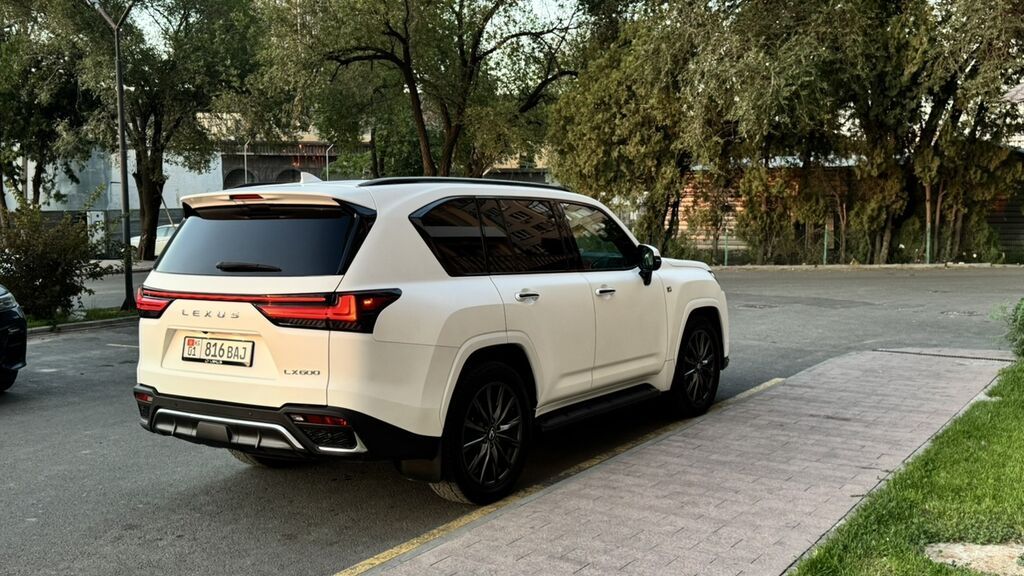 Lexus LX: 2023 г., 3.5 л, Автомат, Бензин, Внедорожник: фото 4