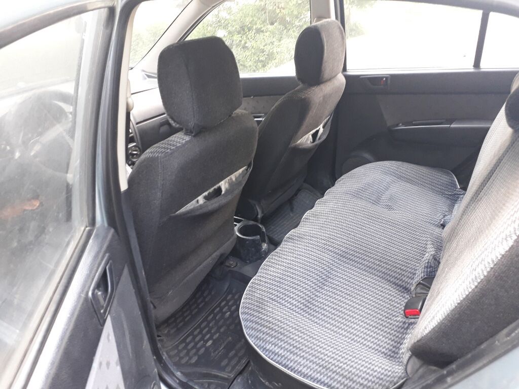 Hyundai Getz: 2004 г., 1.4 л, Механика, Бензин, Хэтчбэк: фото 4