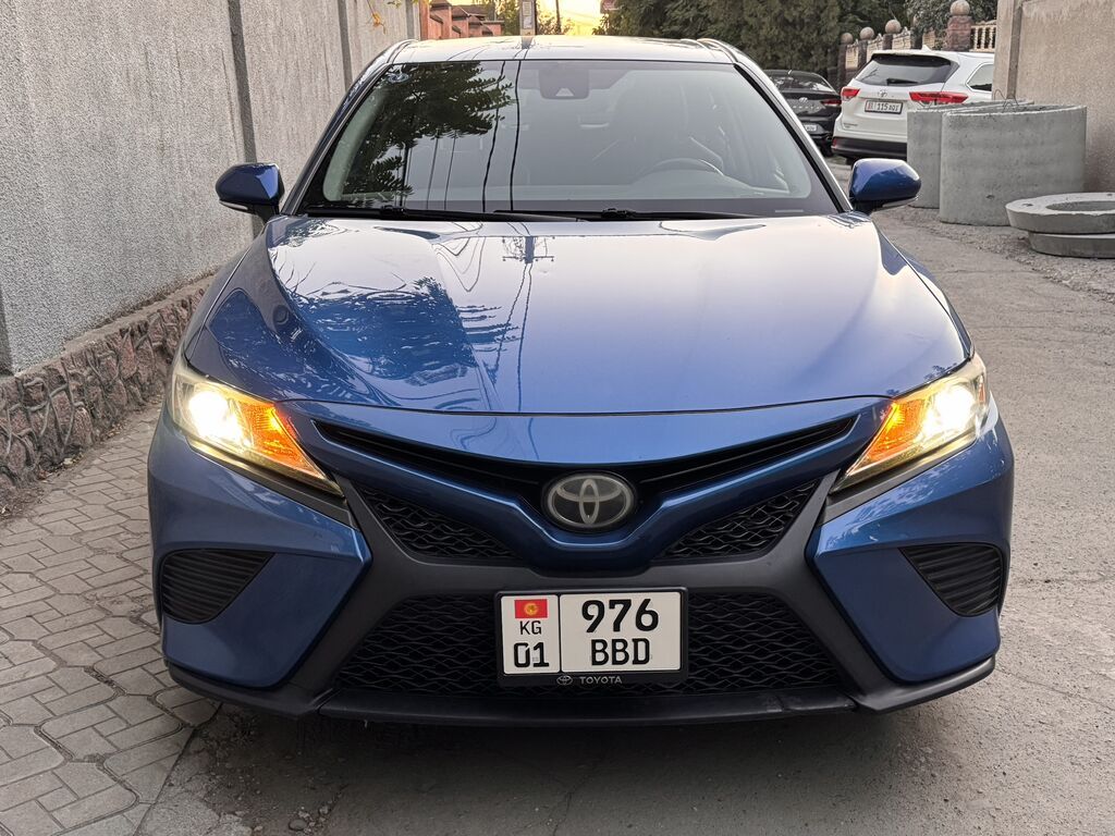 Toyota Camry: 2019 г., 2.5 л, Автомат, Бензин, Седан: фото 2