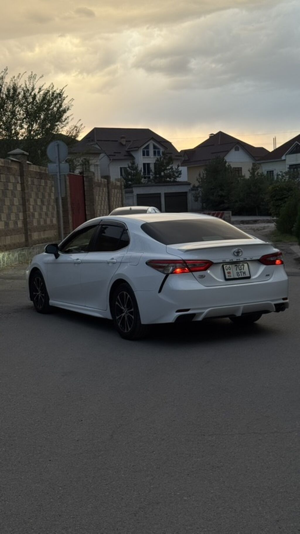 Toyota Camry: 2018 г., 2.5 л, Автомат, Бензин, Седан: фото 5