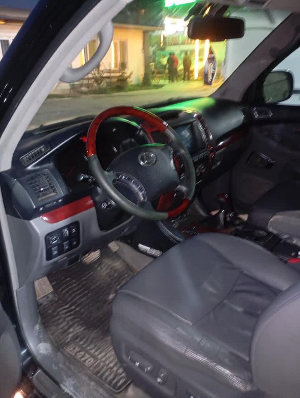 Lexus GX: 2008 г., Автомат, Внедорожник: фото 2