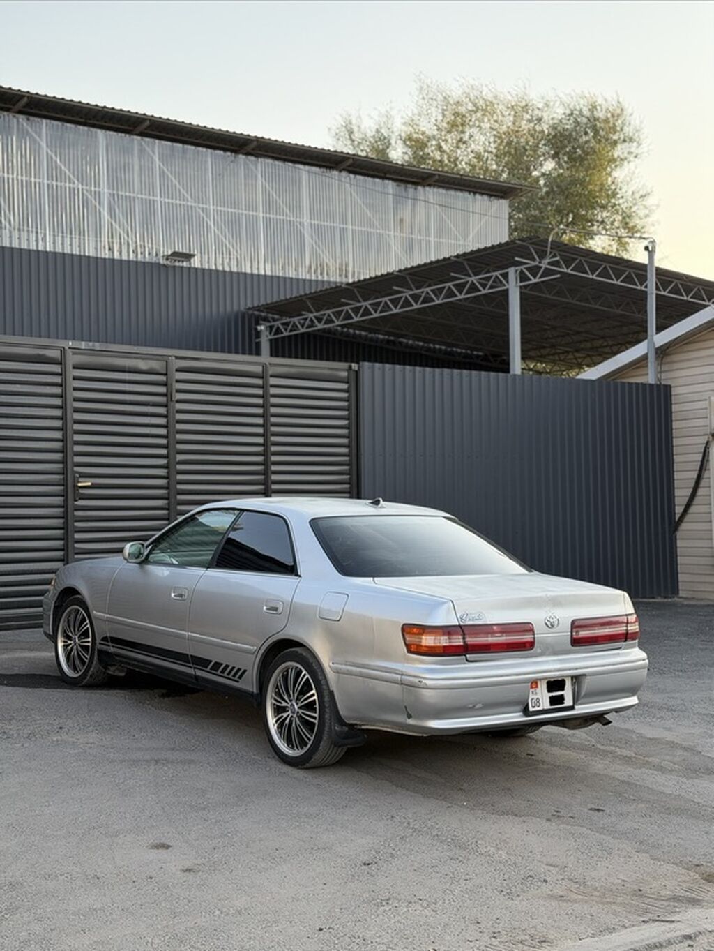 Toyota Mark II: 1996 г., 2 л, Автомат, Бензин, Седан: фото 5