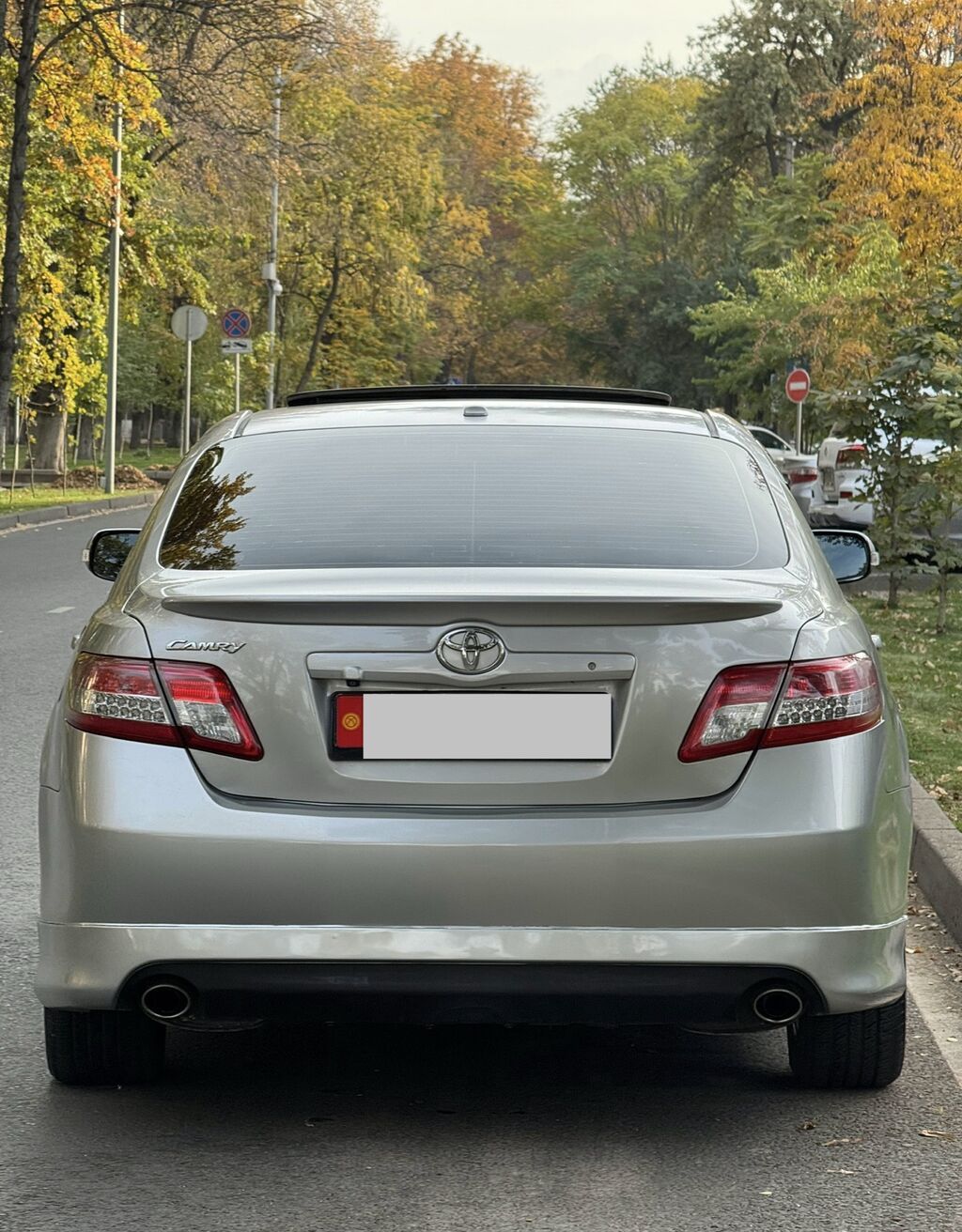 Toyota Camry: 2011 г., 3.5 л, Бензин: фото 2