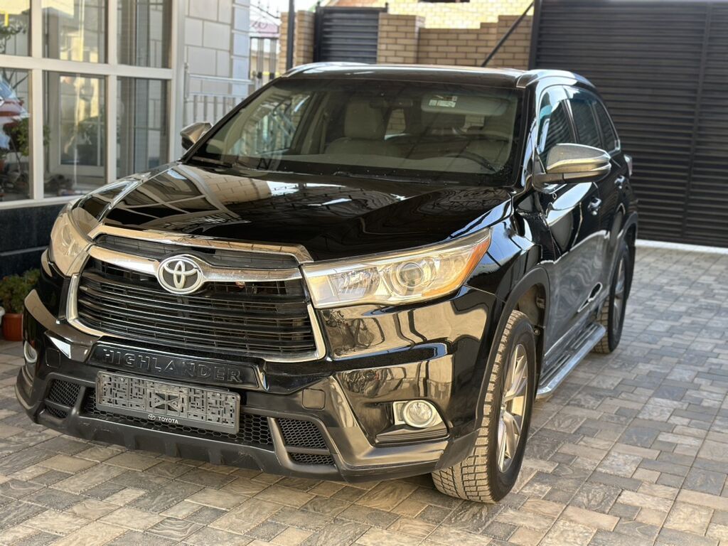 Toyota Highlander: 2015 г., 3.5 л, Бензин, Кроссовер: фото 3