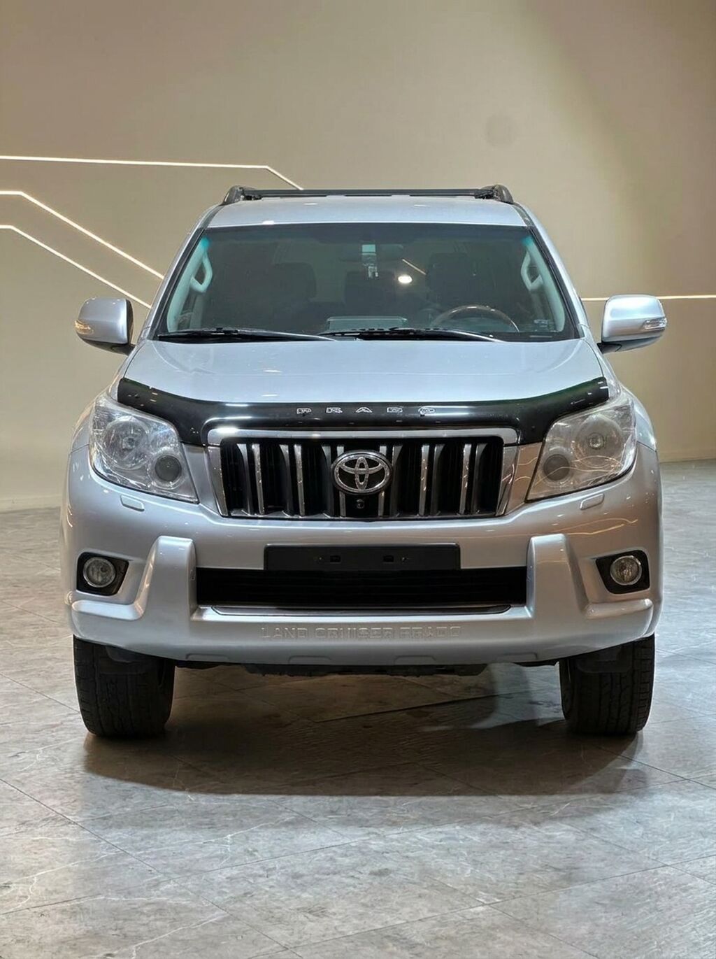 Toyota Land Cruiser Prado: 2010 г., 2.7 л, Автомат, Бензин, Внедорожник: фото 1