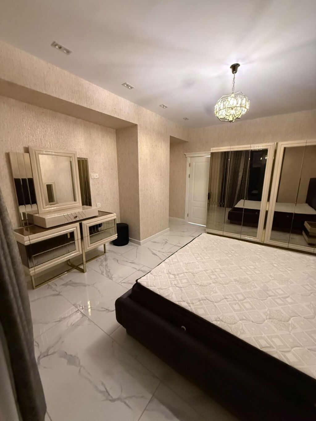Grand Hayat Residence | 3 Otaqlı Mənzil Kirayə Verilir! 📍 Ünvan