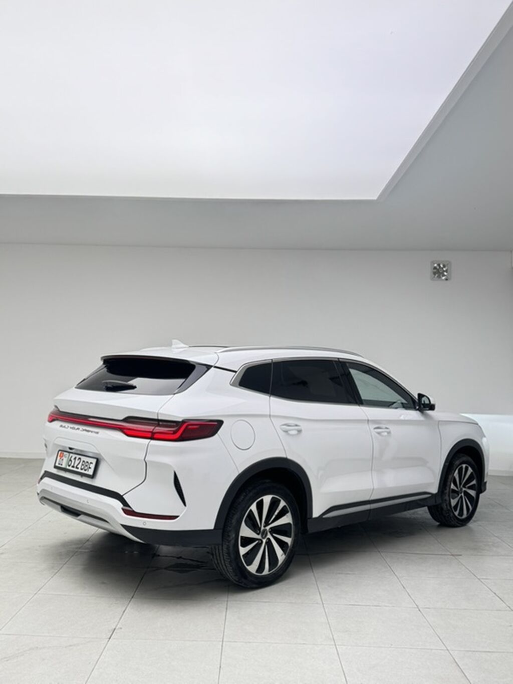 BYD Song Plus: 2023 г., Робот, Электромобиль, Кроссовер: фото 6