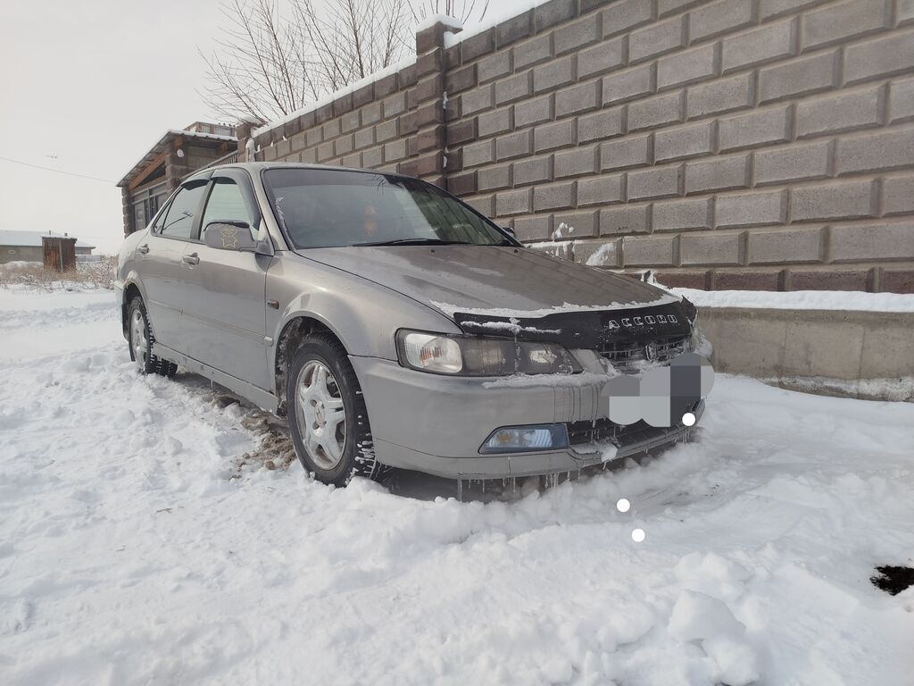Honda Accord: 2000 г., 2 л, Автомат, Бензин, Седан: фото 4