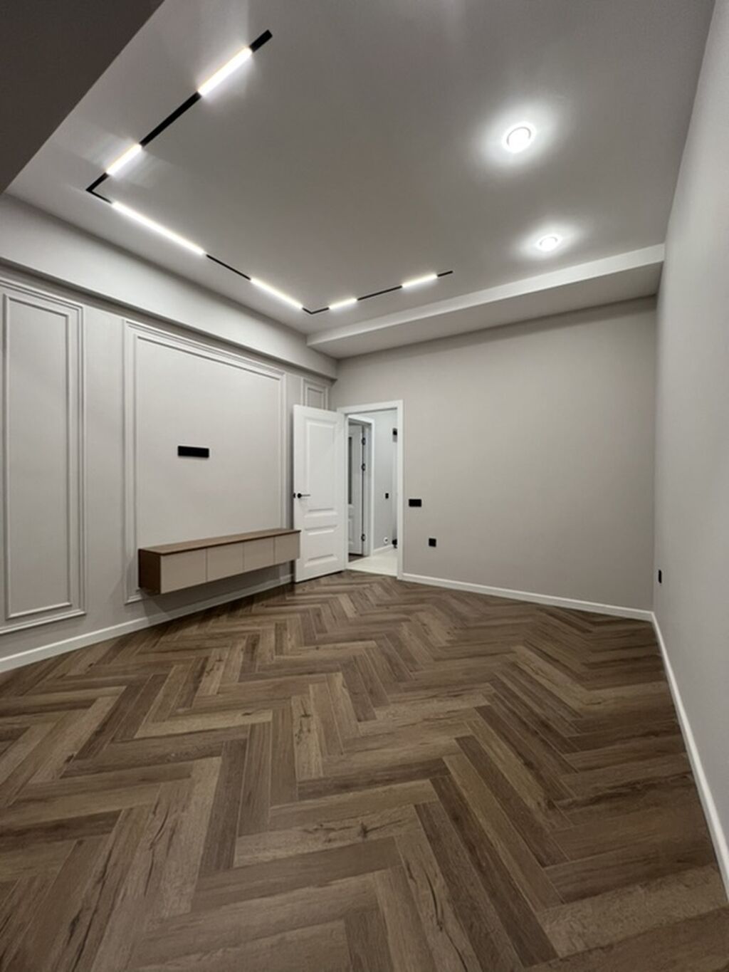 1 комната, 43 м², Элитка, 11 этаж, Дизайнерский ремонт: фото 2