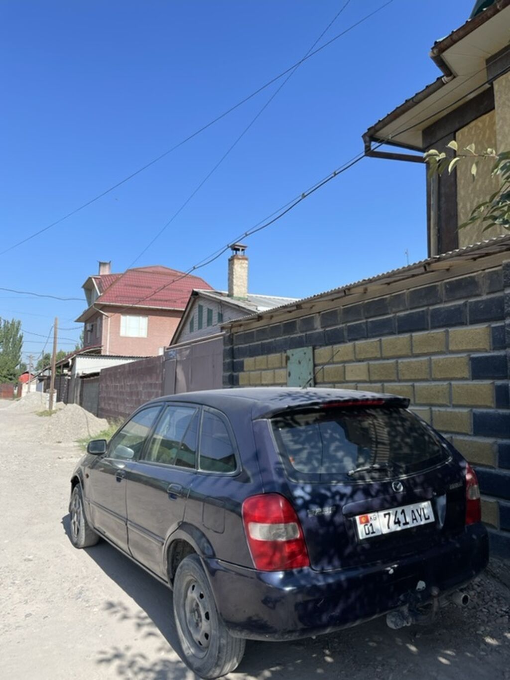 Mazda 323: 2001 г., 1.6 л, Механика, Бензин, Хэтчбэк: фото 6