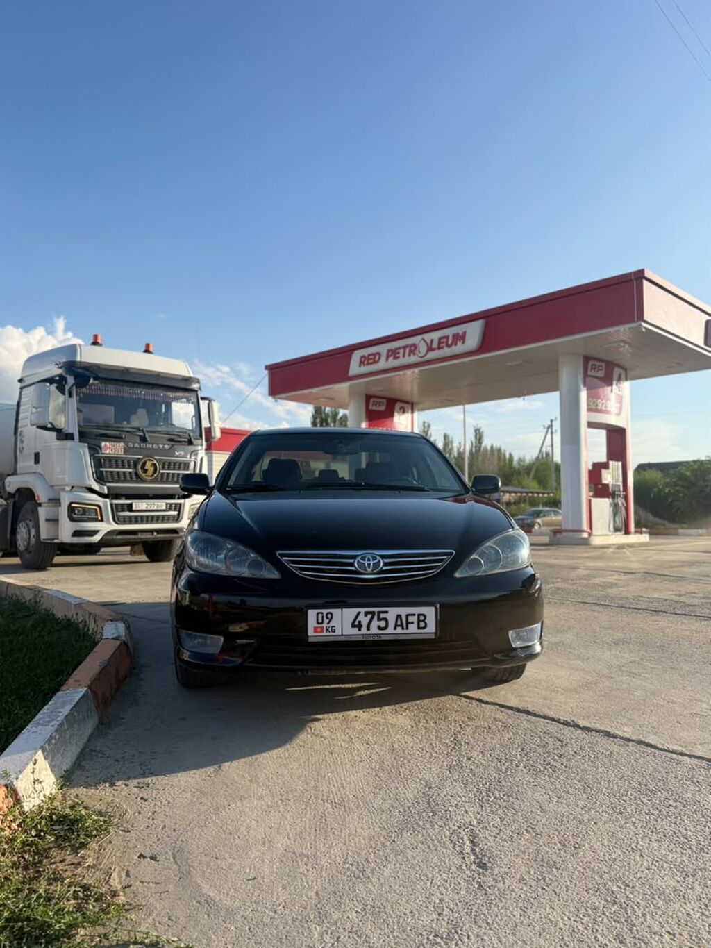 Toyota Camry: 2005 г., 2.4 л, Автомат, Бензин, Седан: фото 2