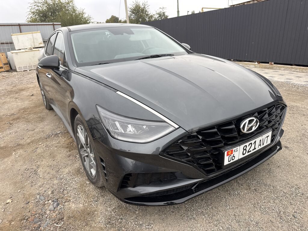 Hyundai Sonata: 2021 г., 2 л, Автомат, Бензин, Седан: фото 2