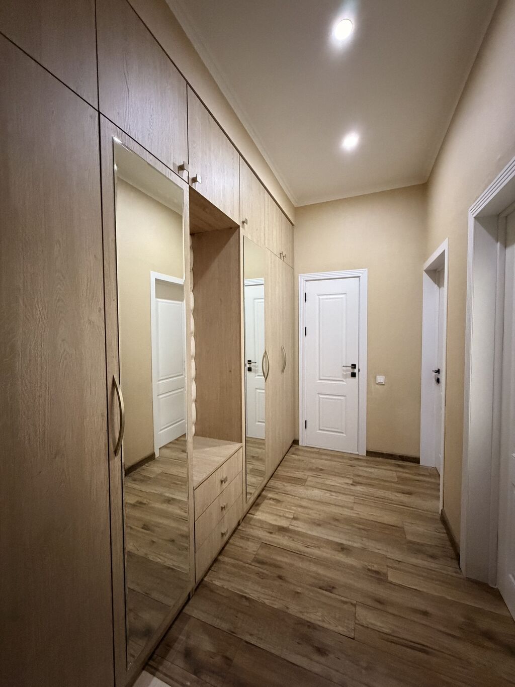1 комната, 44 м², Золотой квадрат Элитка, 2 этаж, Евроремонт: фото 4