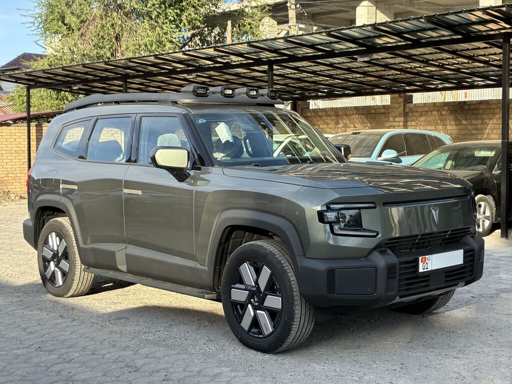 Changan : 2025 г., 1.5 л, Автомат, Гибрид, Внедорожник: фото 2