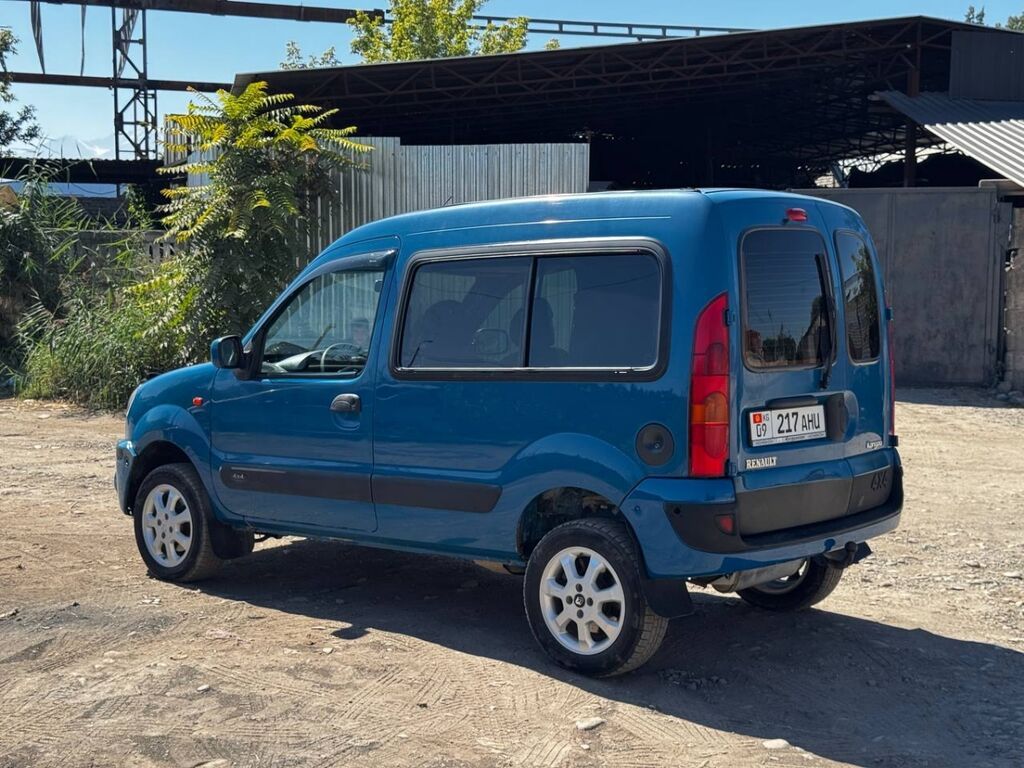 Renault Kangoo: 2004 г., 1.6 л, Механика, Бензин, Минивэн: фото 3