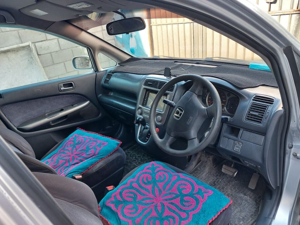 Honda Stream: 2002 г., 1.7 л, Автомат, Бензин, Минивэн: фото 5