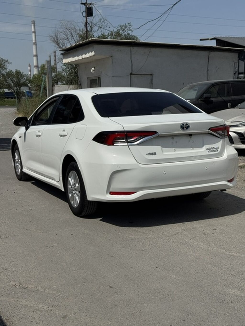 Toyota Corolla: 2022 г., 1.8 л, Вариатор, Гибрид, Седан: фото 4