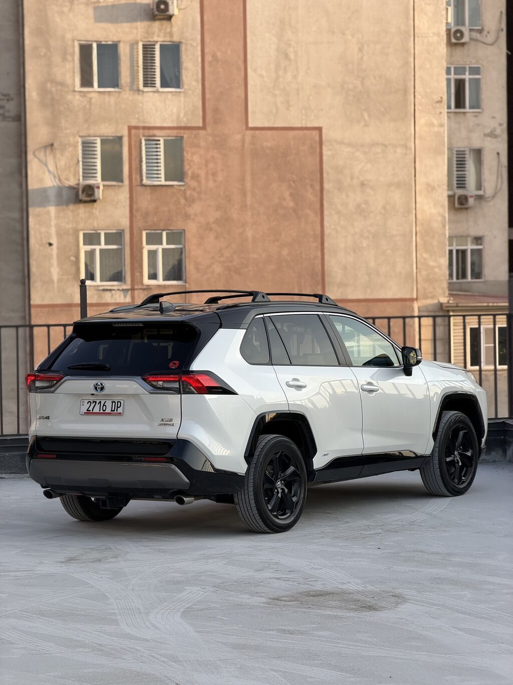 Toyota RAV4: 2020 г., 2.5 л, Автомат, Гибрид, Кроссовер: фото 5