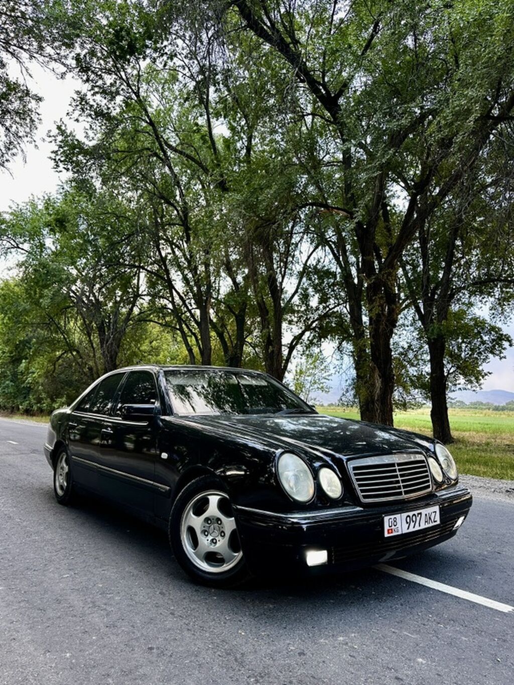 Mercedes-Benz E-Class: 1999 г., 4.3 л, Автомат, Бензин, Седан: фото 3