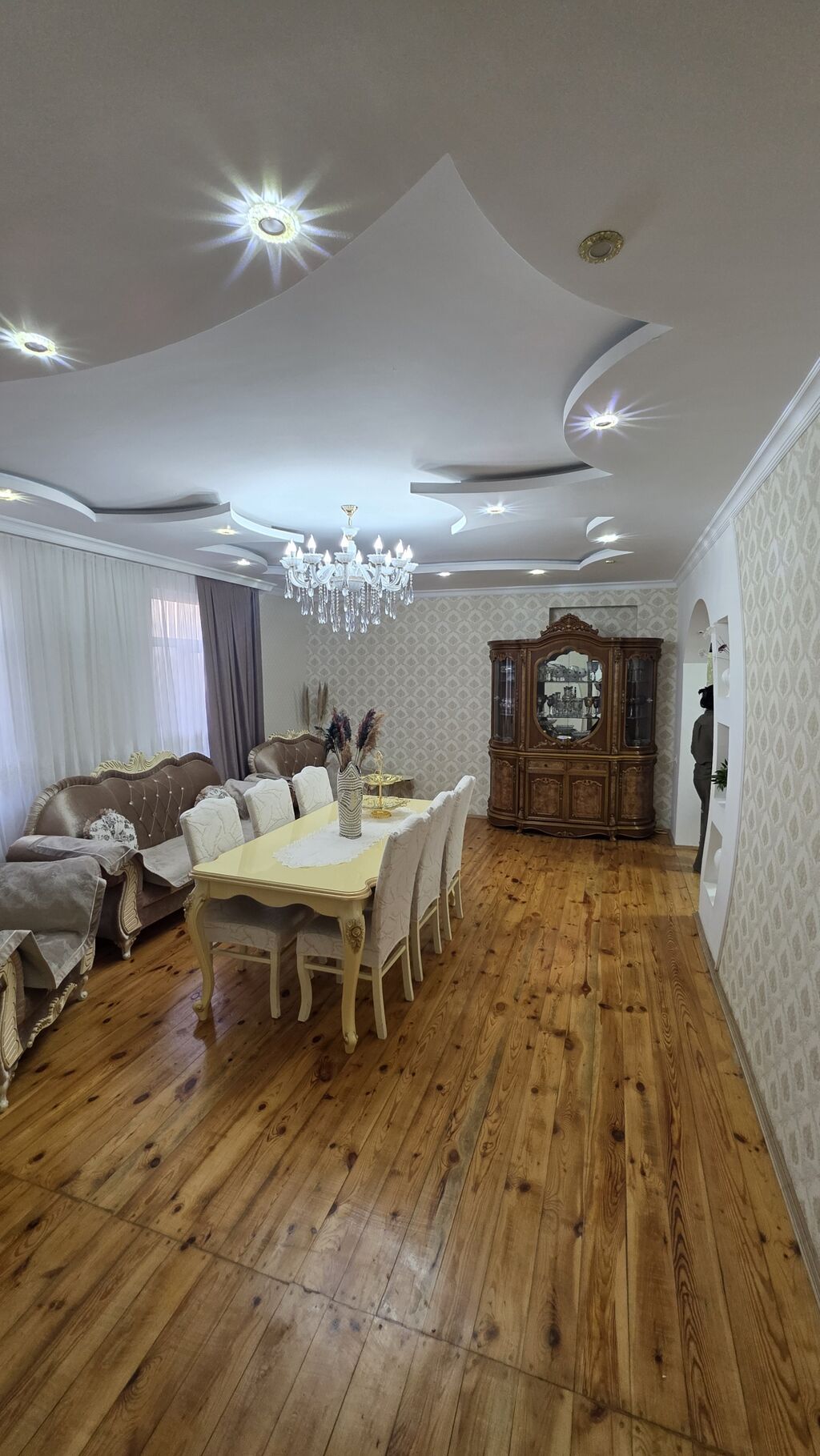 5 otaqlı, 145 kv. m, Kredit yoxdur, Yeni təmirli