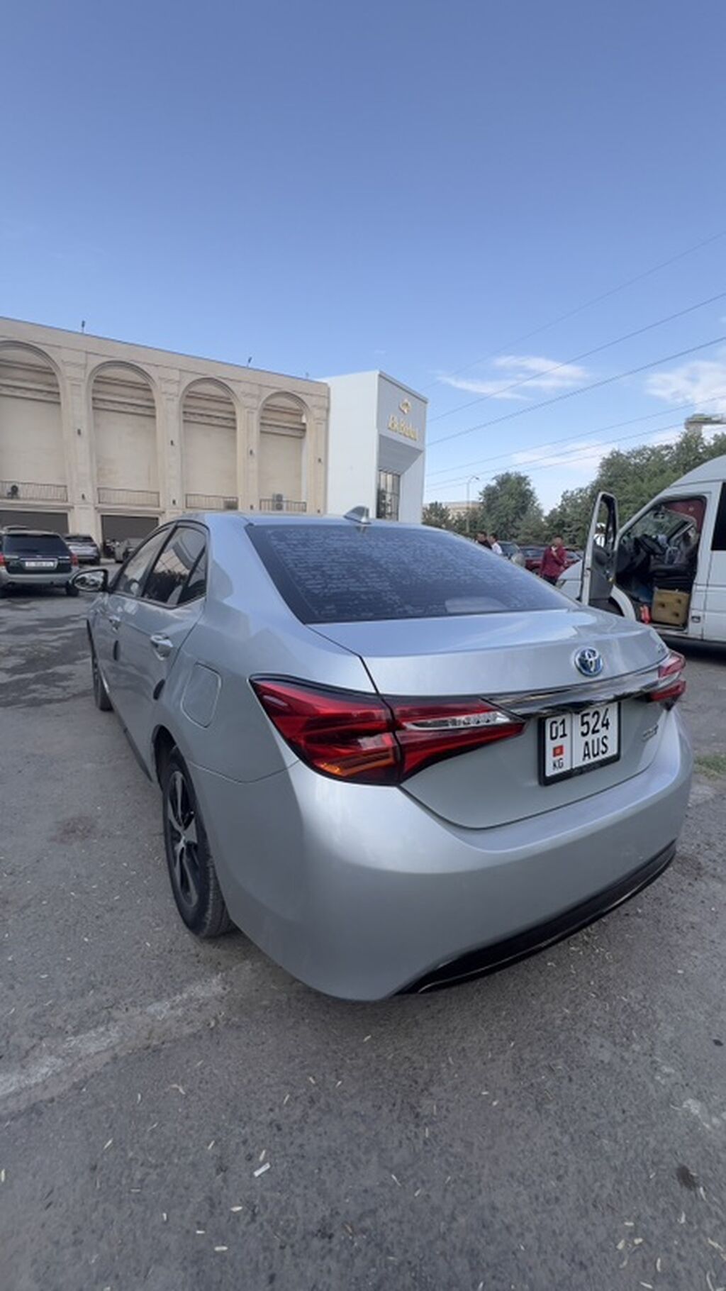 Toyota Levin: 2021 г., Гибрид, Седан: фото 4