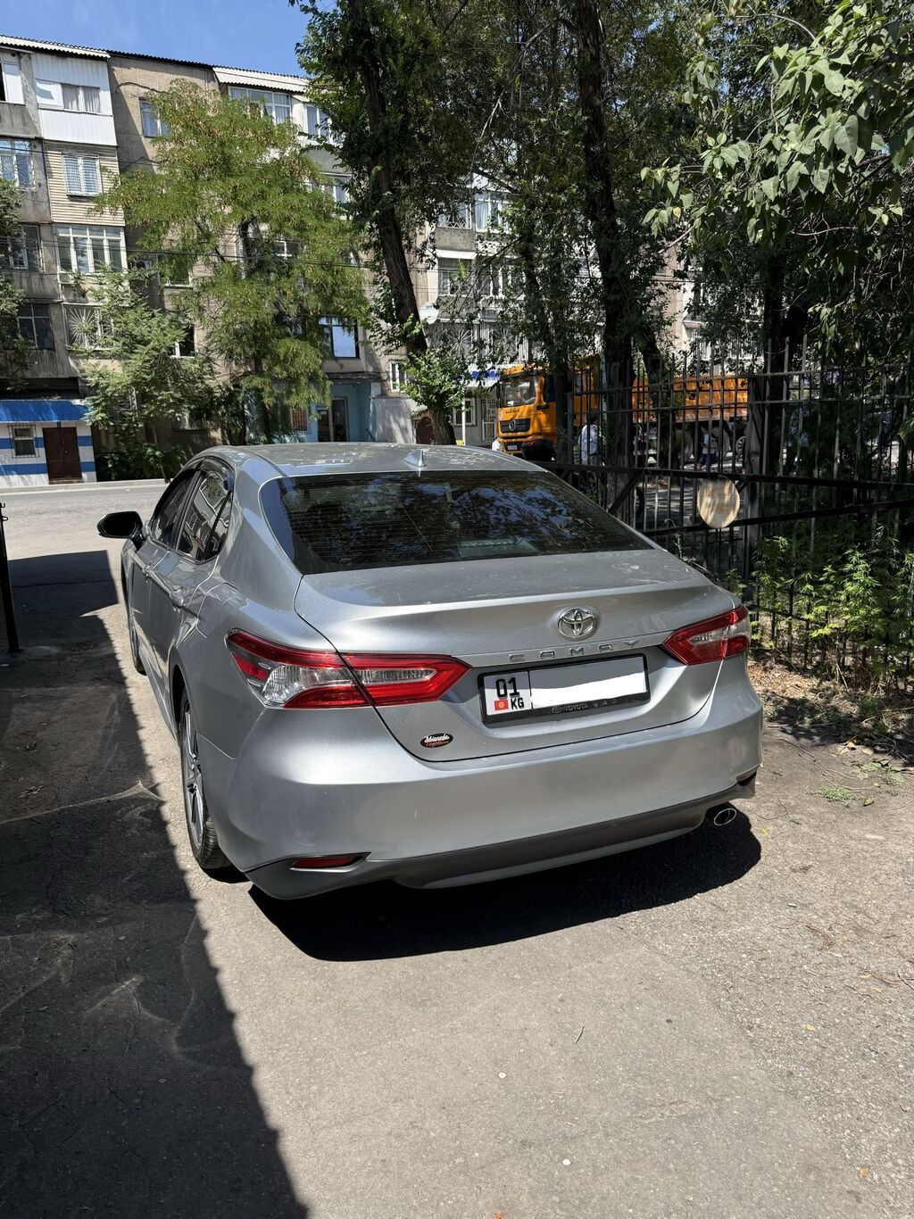 Toyota Camry: 2019 г., 2.5 л, Автомат, Бензин, Седан — фото 3