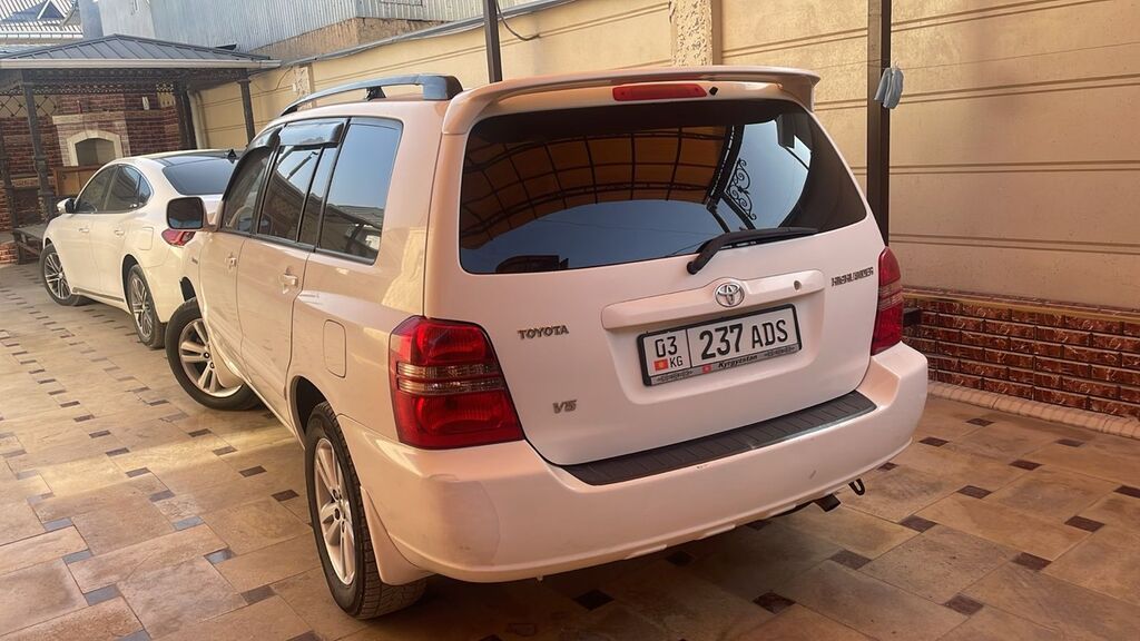 Toyota Highlander: 2003 г., 3 л, Автомат, Газ, Кроссовер: фото 3