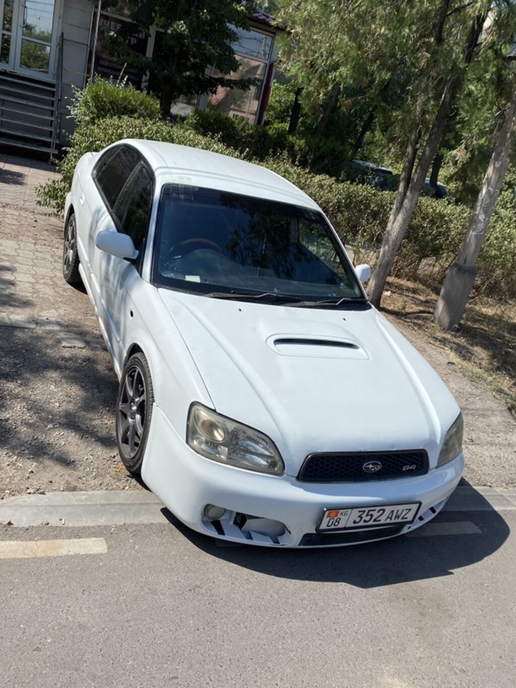 Subaru Legacy: 2000 г., 2 л, Седан: фото 4