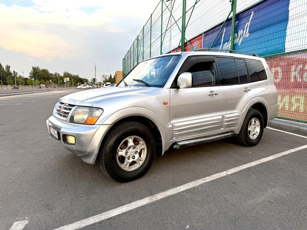 Mitsubishi Pajero: 2001 г., 3.2 л, Автомат, Дизель, Внедорожник: фото 3