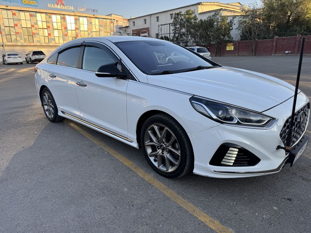 Hyundai Sonata: 2018 г., 2 л, Автомат, Бензин, Седан: фото 3