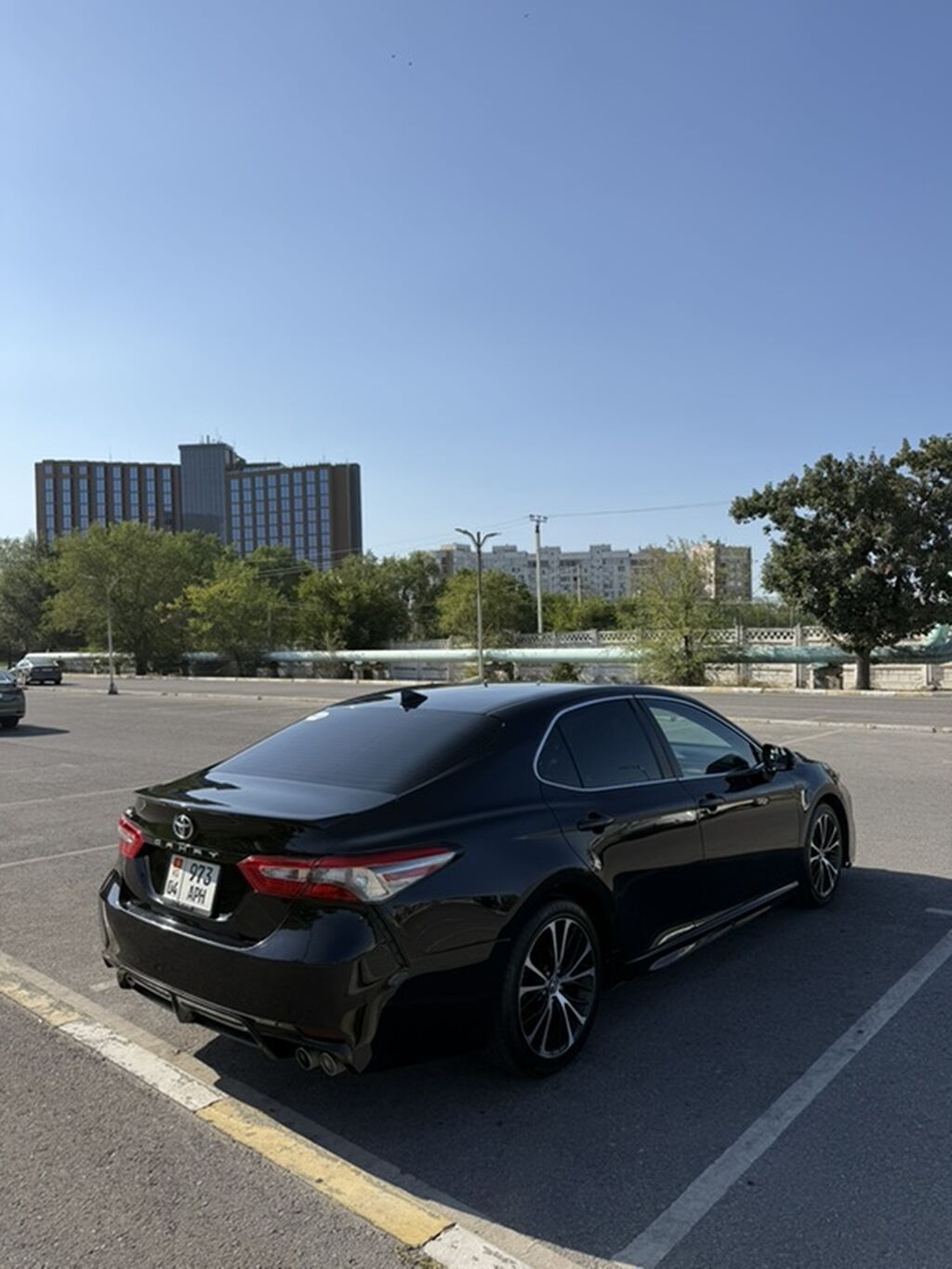 Toyota Camry: 2019 г., Седан: фото 3
