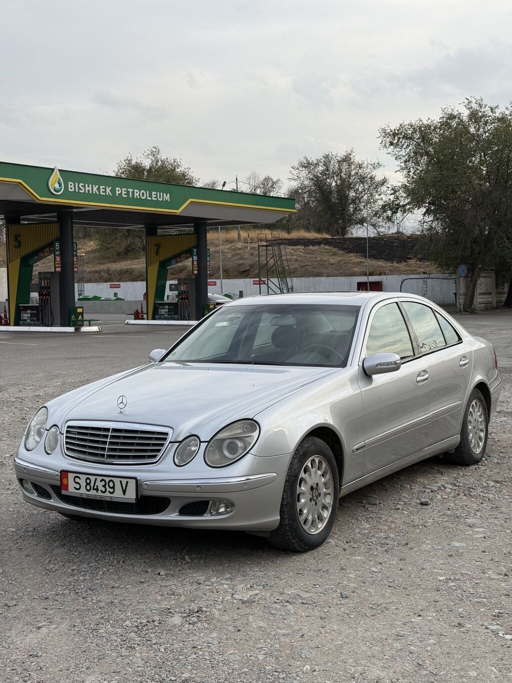Mercedes-Benz E-Class: 2002 г., 3.2 л, Автомат, Бензин, Седан: фото 1