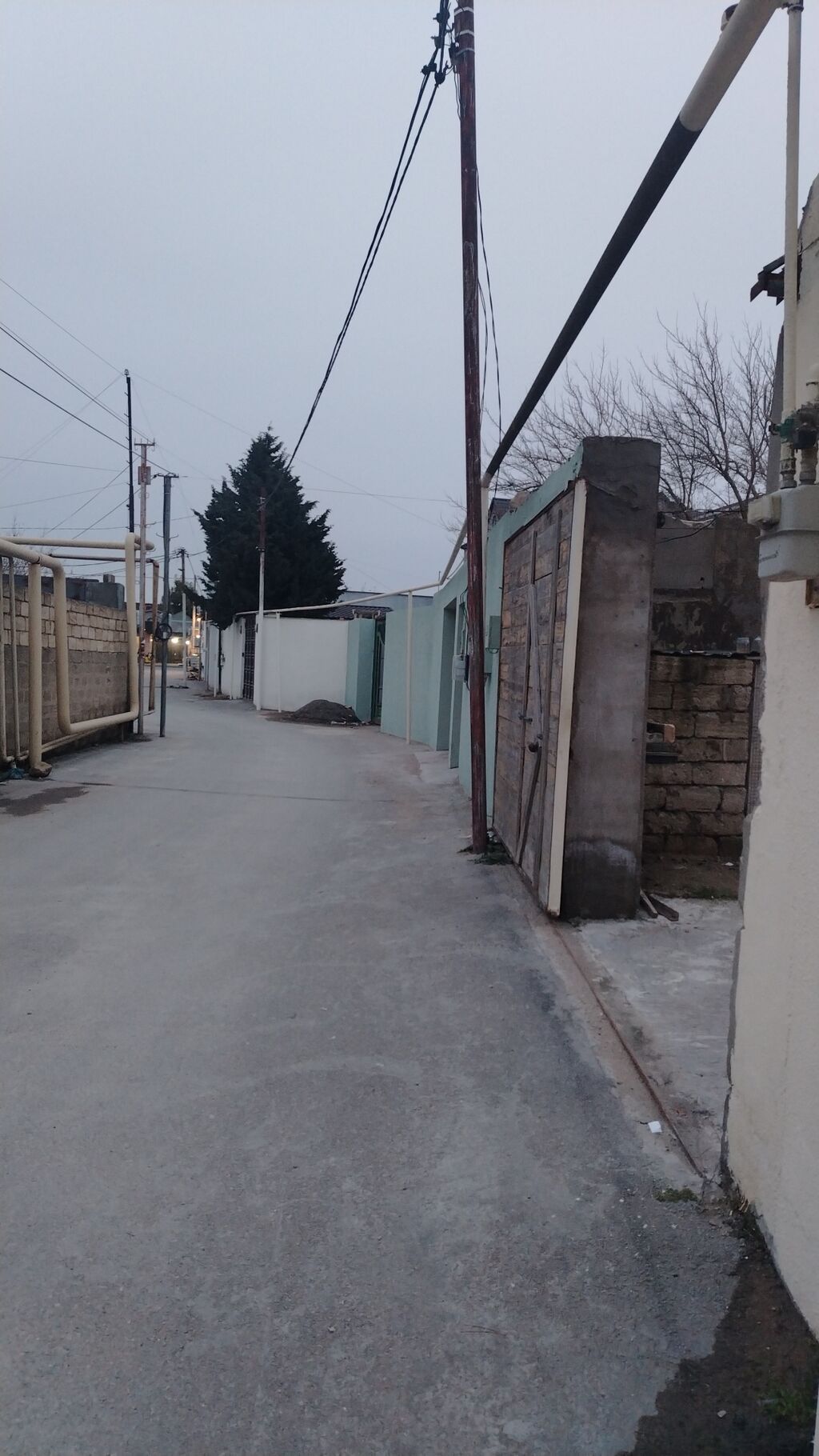 4 otaqlı, 110 kv. m, Orta təmir