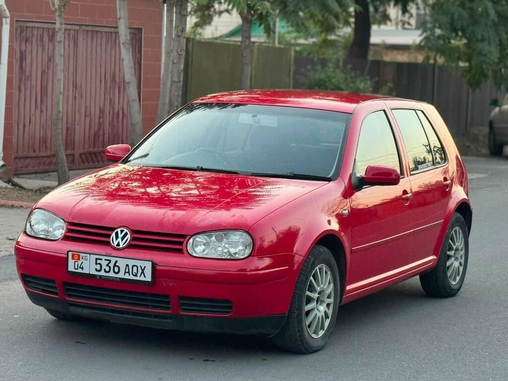 Volkswagen Golf: 2006 г., 1.6 л, Автомат, Бензин, Хэтчбэк: фото 1