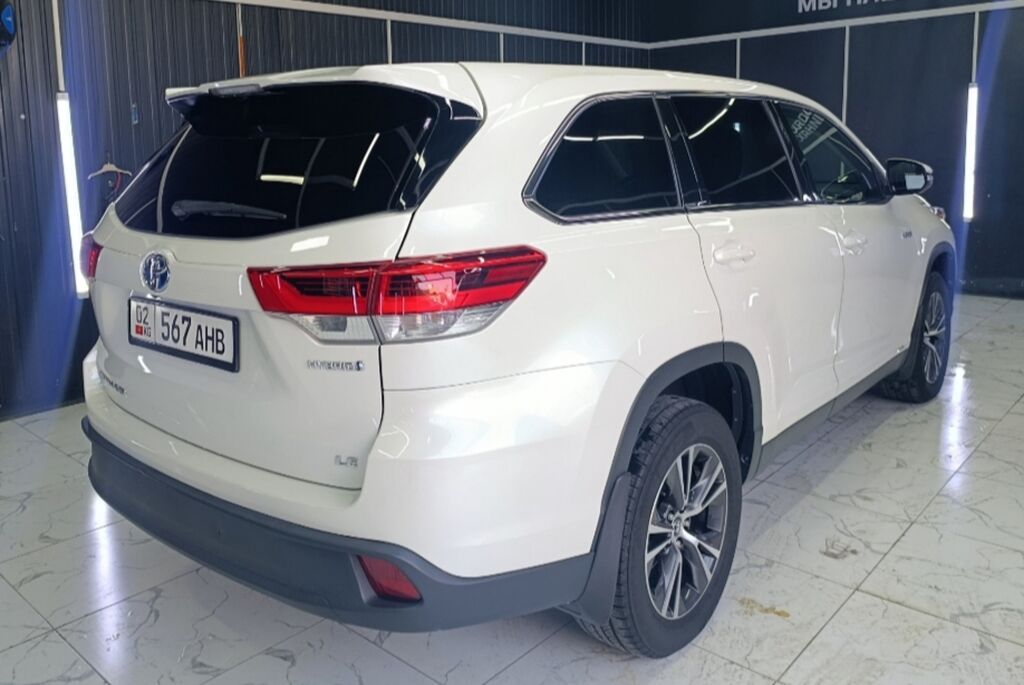 Toyota Highlander: 2019 г., 3.5 л, Автомат, Гибрид, Кроссовер: фото 4