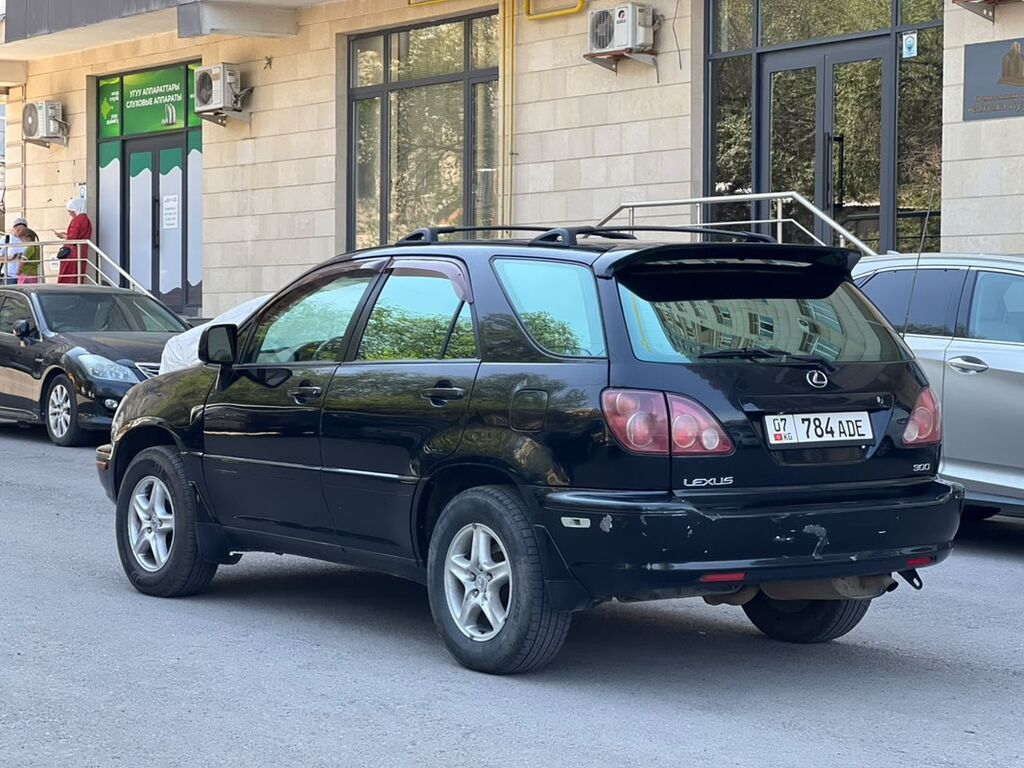 Lexus RX: 2000 г., 3 л, Автомат, Бензин, Кроссовер: фото 3