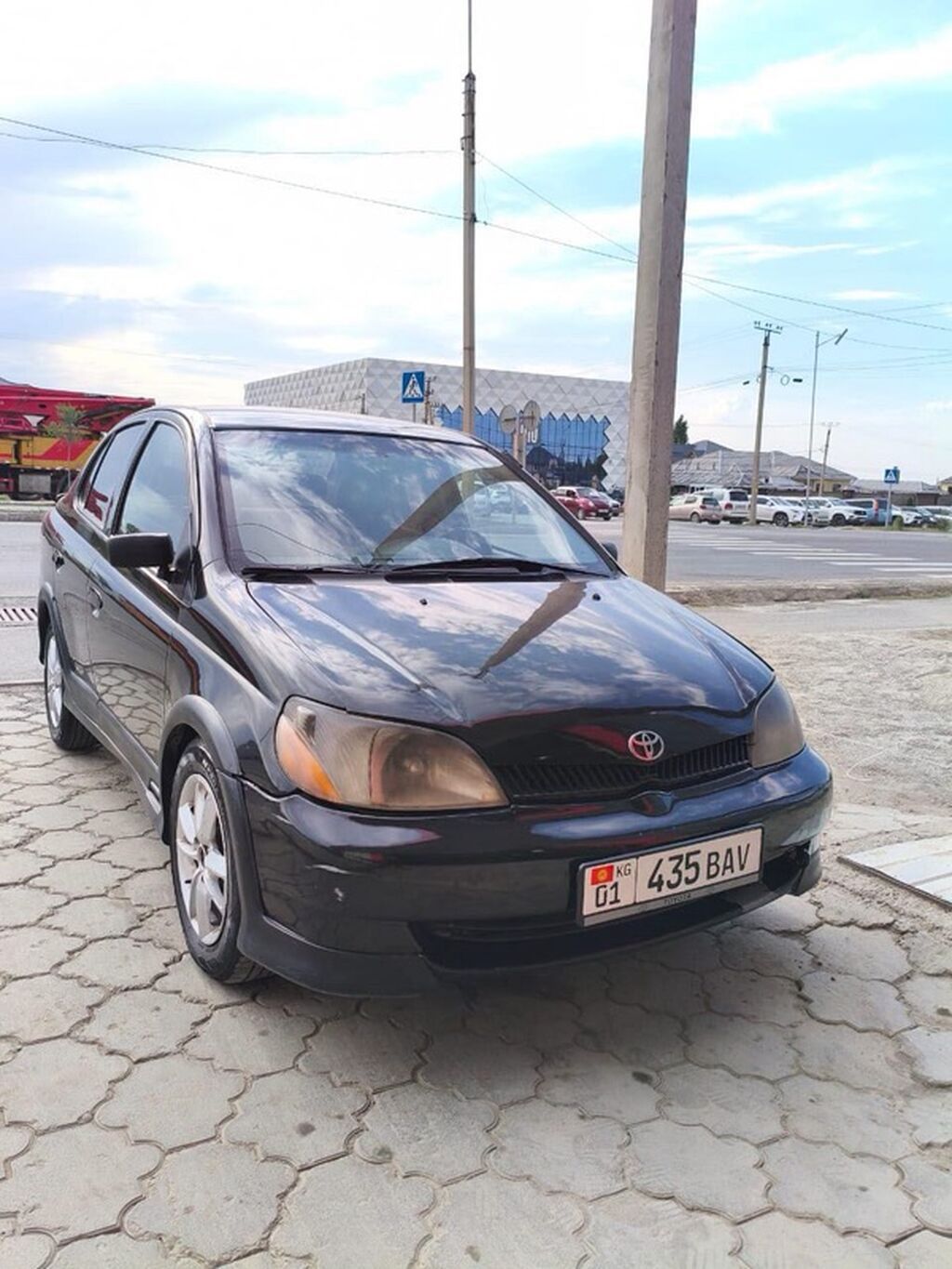 Toyota Echo: 2000 г., 1.5 л, Автомат, Бензин, Седан: фото 4
