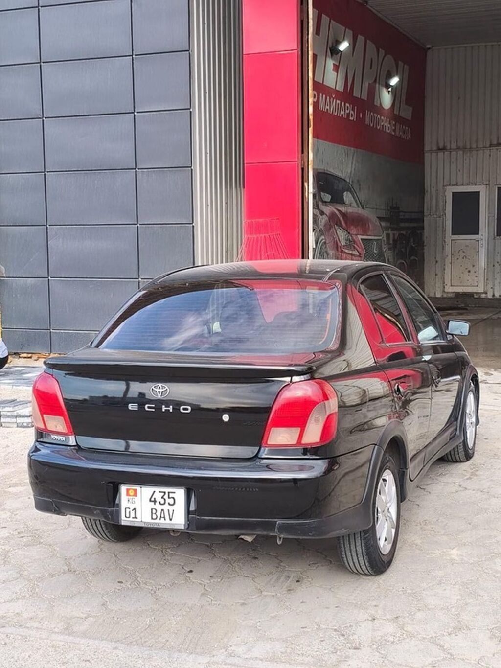 Toyota Echo: 2000 г., 1.5 л, Автомат, Бензин, Седан: фото 5