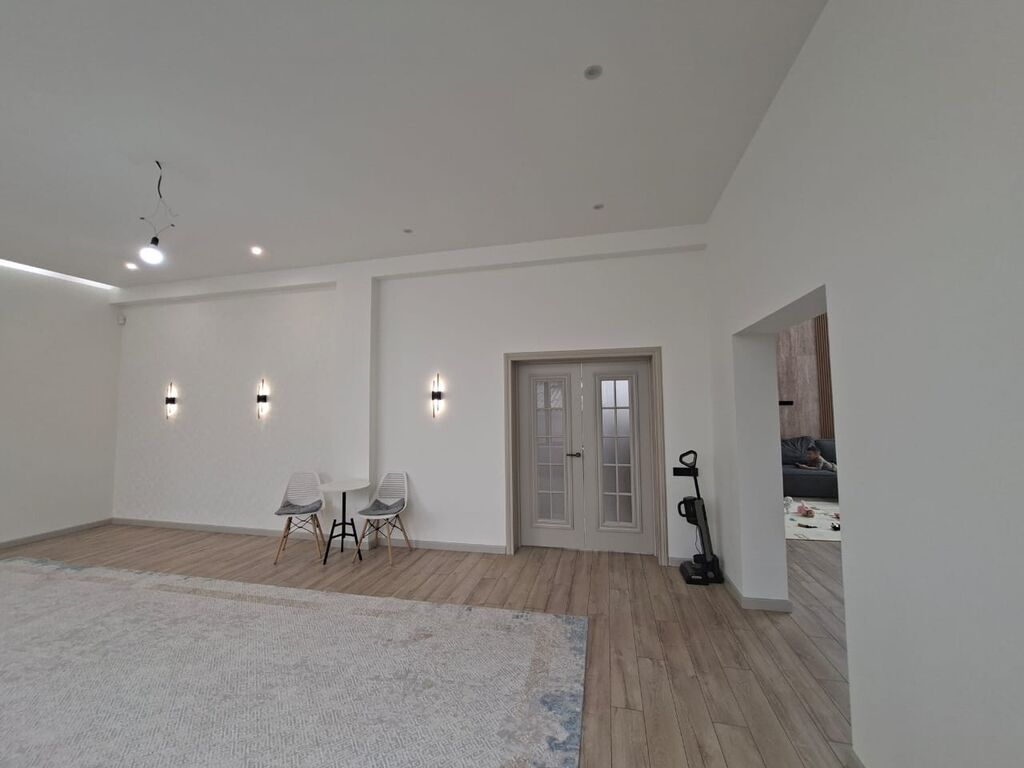 250 м², 6 комнат и более: фото 3