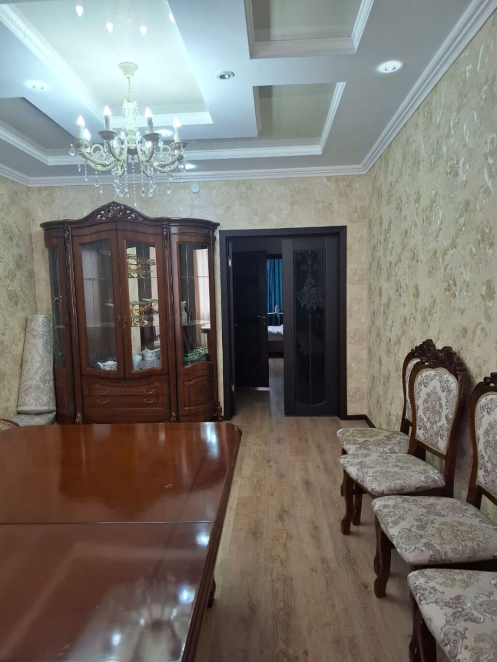 3 комнаты, 100 м², ул. Ахунбаева / Бакаева Элитка, 6 этаж, Старый ремонт: фото 5