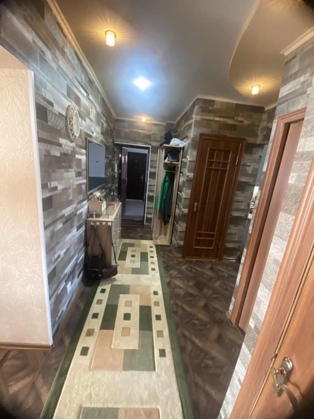 2 комнаты, 57 м², 105 серия, 4 этаж, Дизайнерский ремонт: фото 2