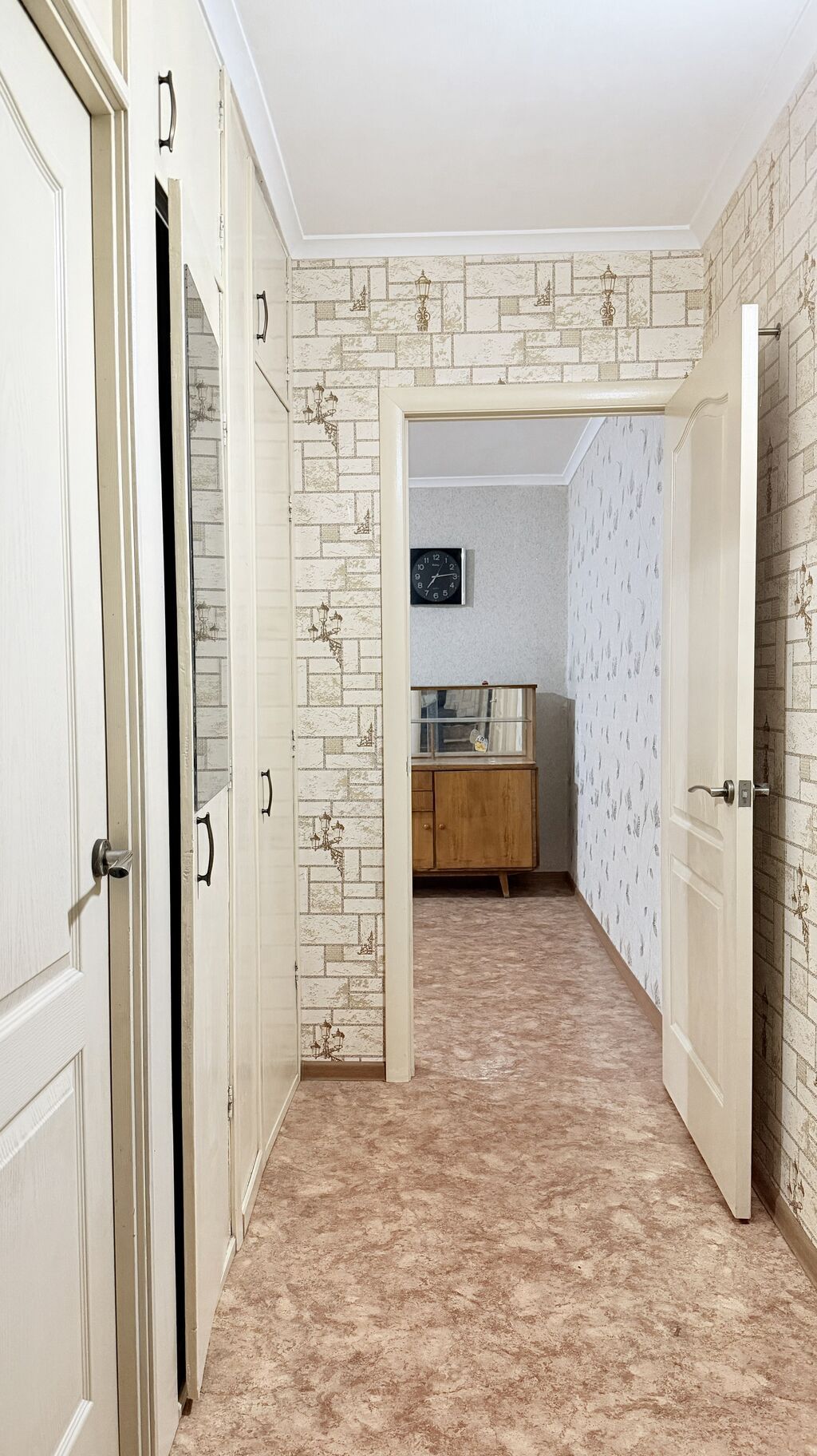 2 комнаты, 43 м², Юг-2 мкр 104 серия, 2 этаж, Старый ремонт: фото 6