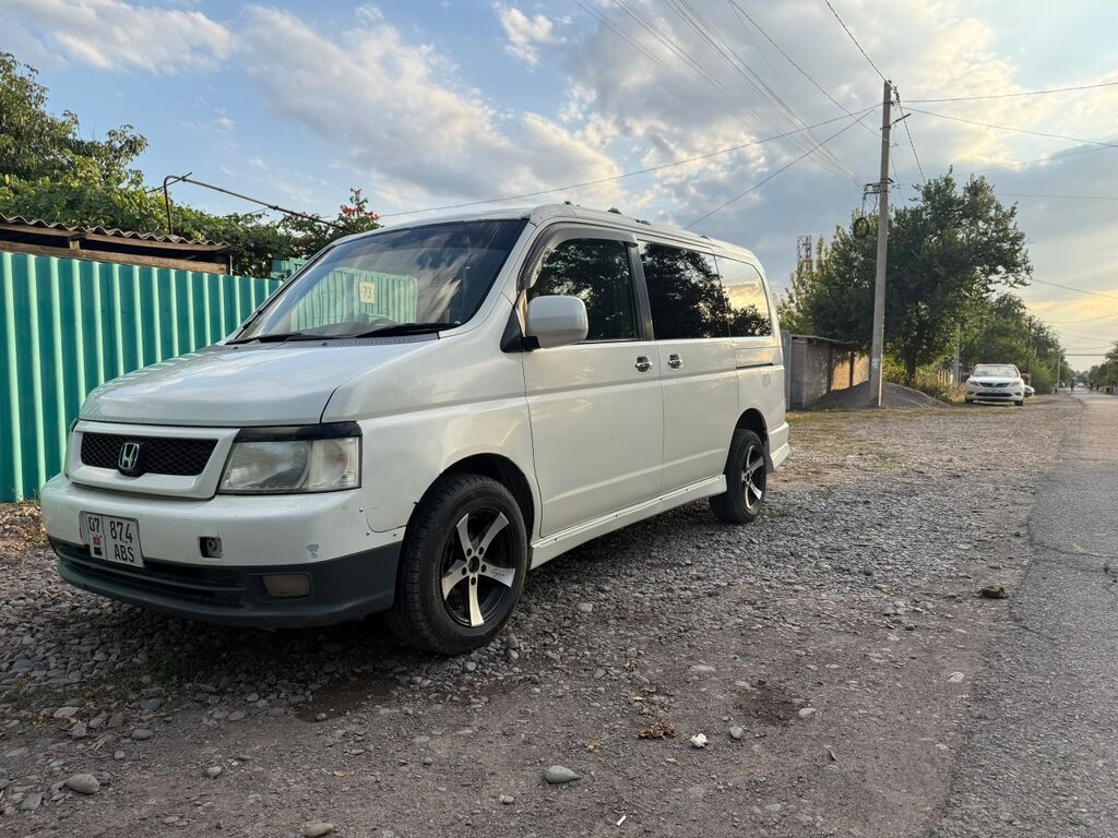 Honda Stepwgn: 2002 г., 2 л, Автомат, Бензин, Минивэн: фото 4