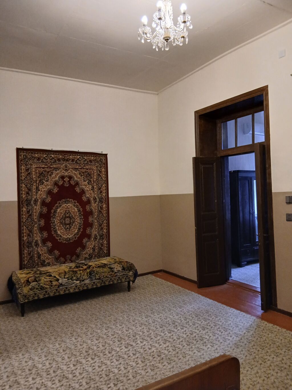 75 kv. m, 3 otaqlı, İnternet, Qaz, İşıq