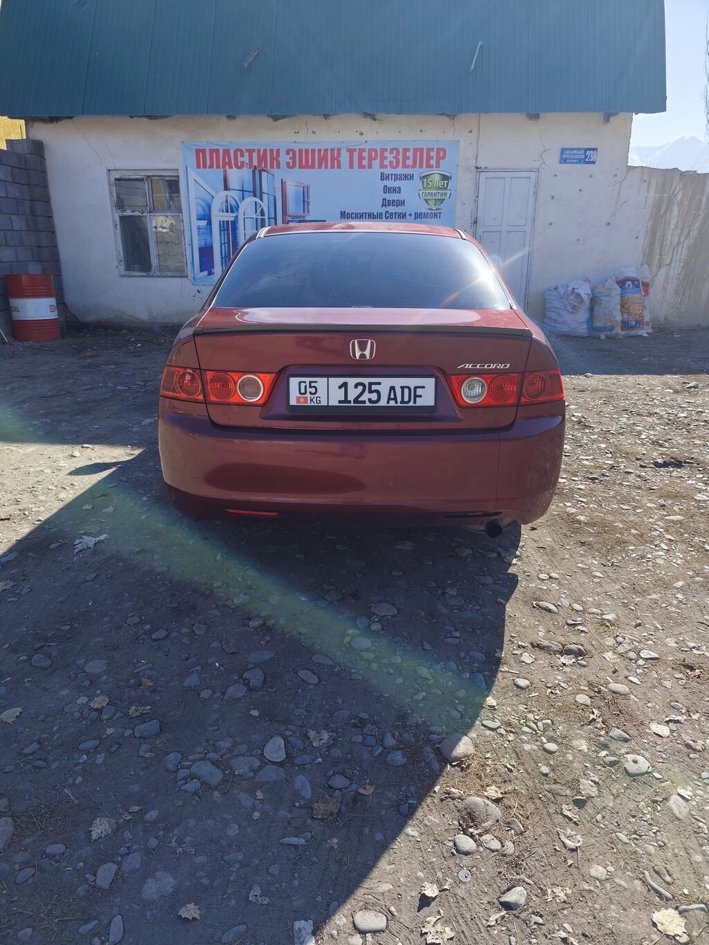 Honda Accord: 2004 г., 2 л, Механика, Бензин, Седан: фото 6