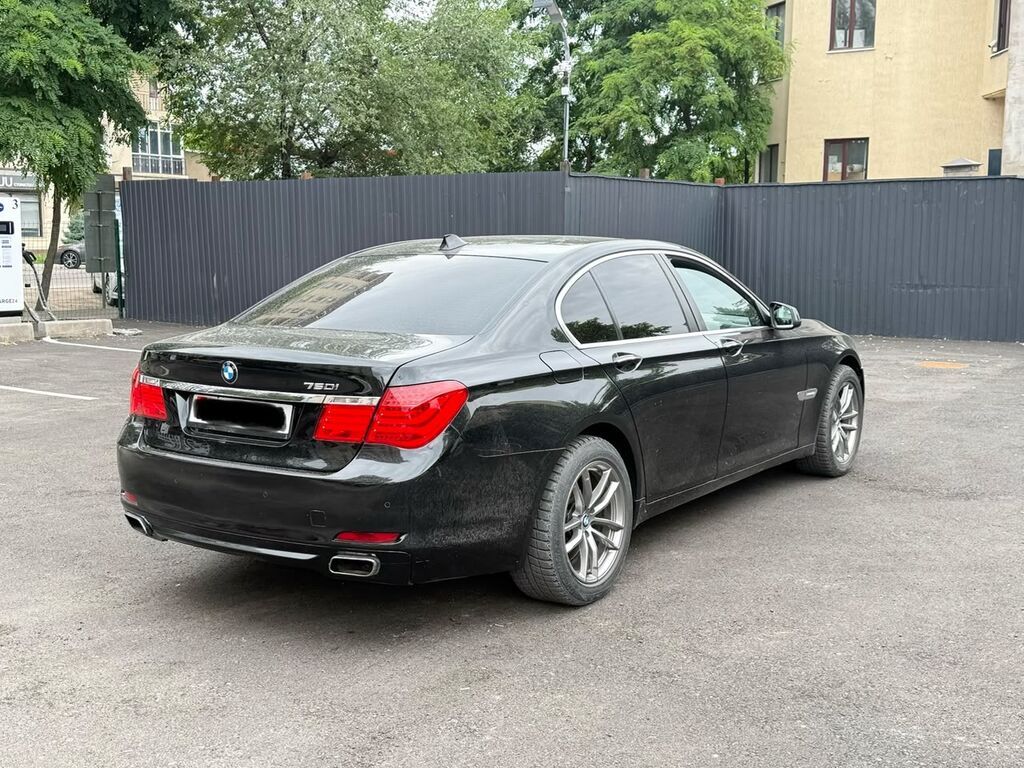 BMW 7 series: 2009 г., 4.4 л, Автомат, Бензин, Седан: фото 3