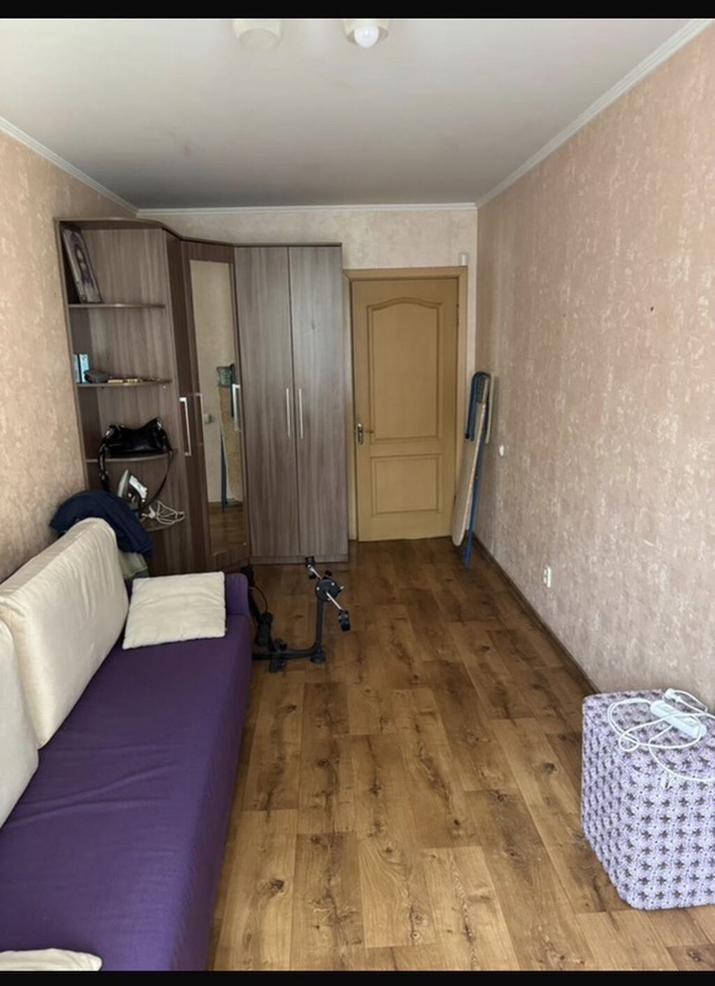 3 комнаты, 74 м², 104 серия, 2 этаж, Старый ремонт: фото 8