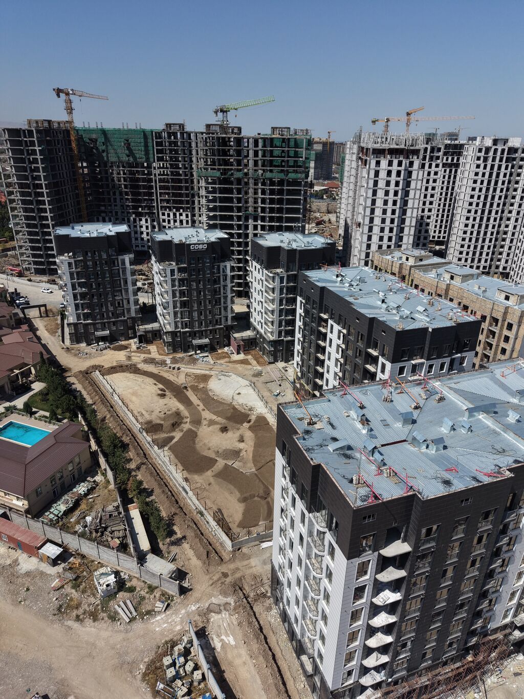 3 комнаты, 134 м², Элитка, 6 этаж, ПСО (под самоотделку): фото 2