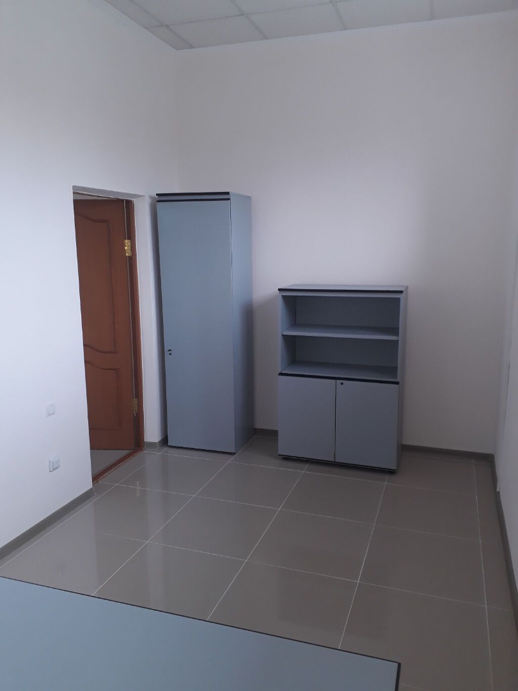 Аренда офисов, 300 м², В административном здании, С системой безопасности, С юридическим адресом