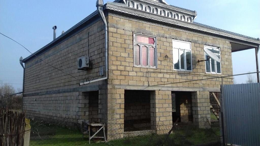 7 otaqlı, 120 kv. m, Kredit var, Orta təmir